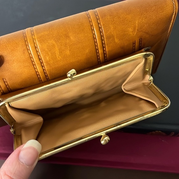 Vintage 1970s Di Lido Genuine Cowhide Leather Caramel Brown Checkbook Wallet - Picture 7 of 14